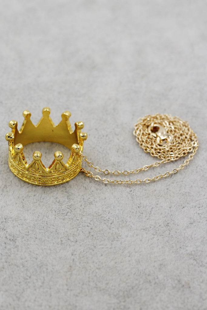 fashion big crown pendant necklace