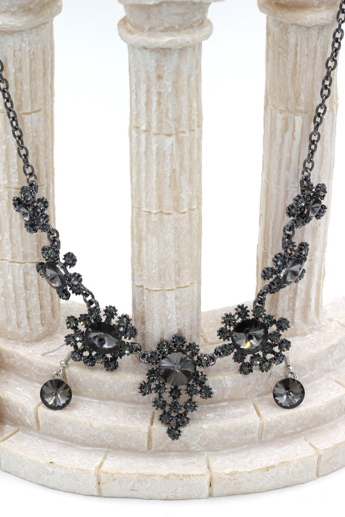 noble flower crystal necklace earrings black set