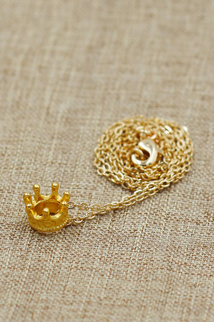 fashion mini crown pendant necklace