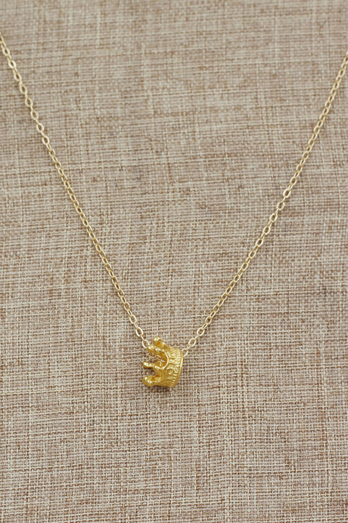 fashion mini crown pendant necklace