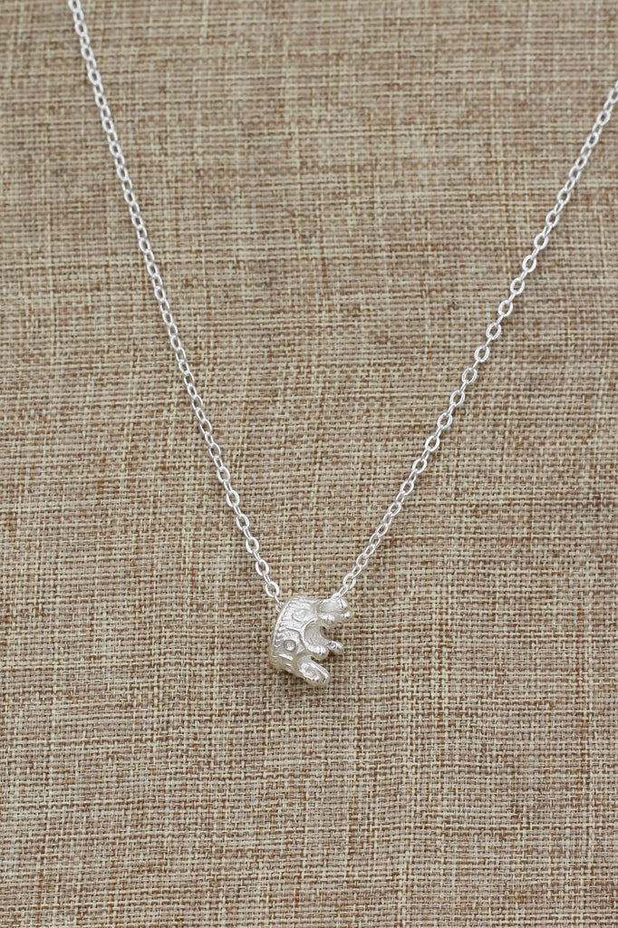 fashion mini crown pendant necklace
