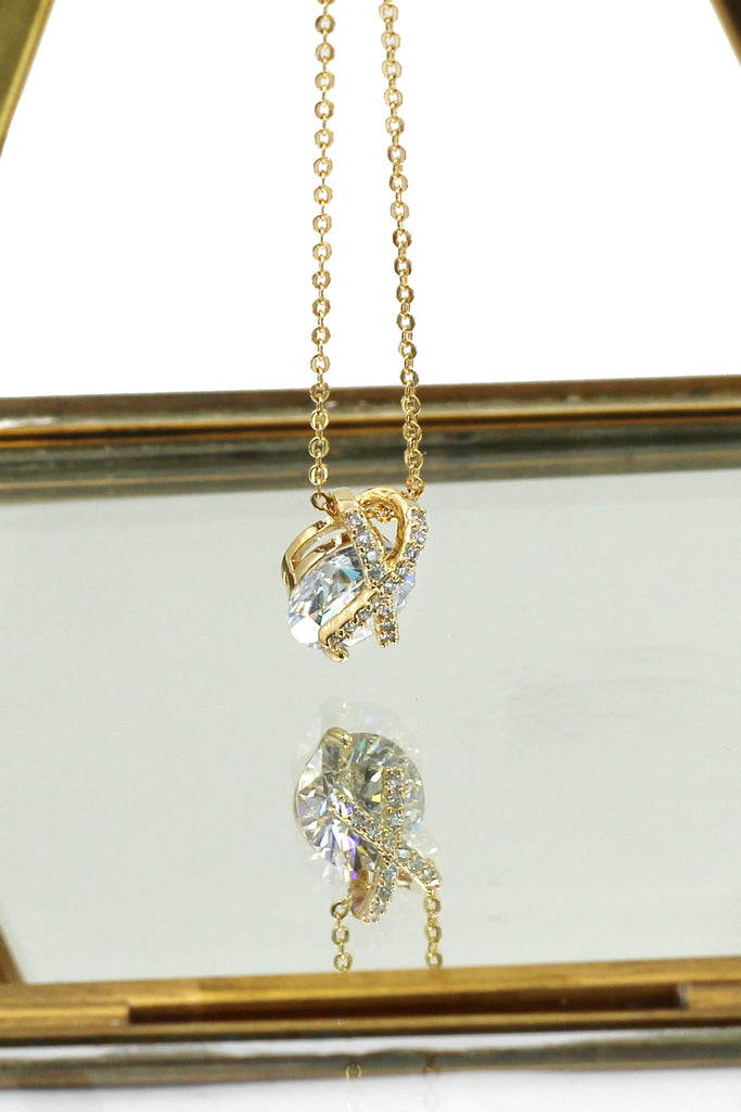 fashion mini X front crystal necklace