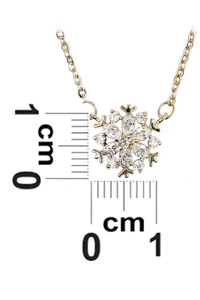 Mini snowflake crystal clavicle necklace