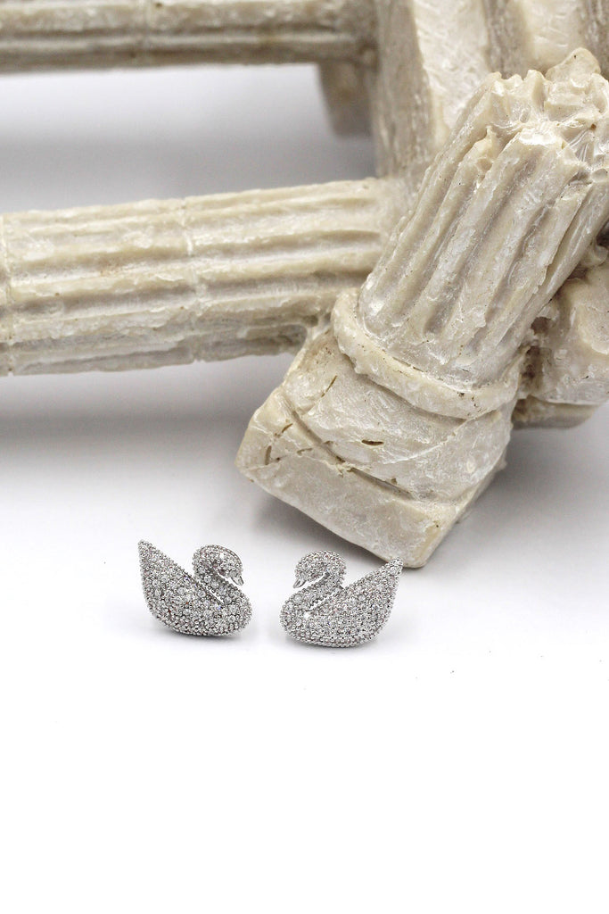 delicate blue eyes crystal swan necklace earrings set