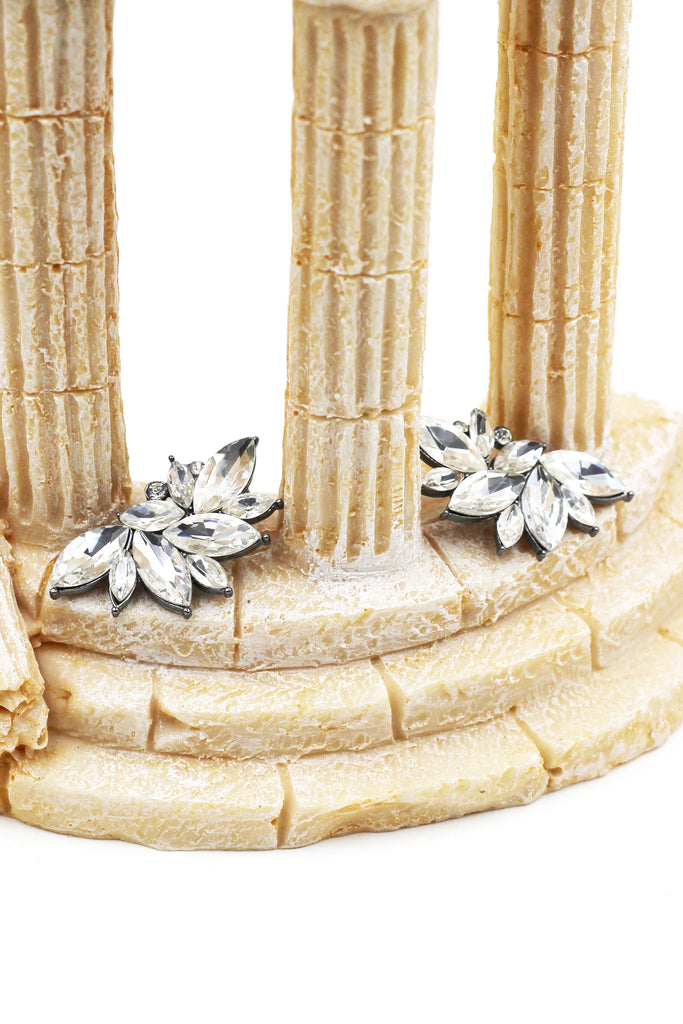 Elegant Maple crystal silver earrings