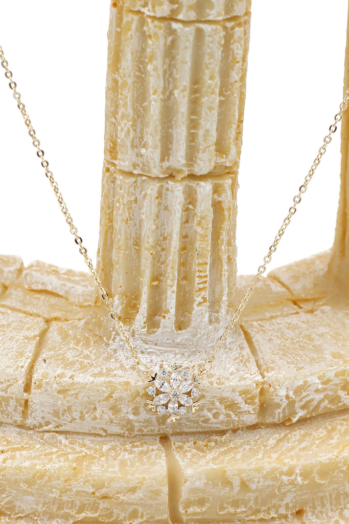 Mini snowflake crystal clavicle necklace