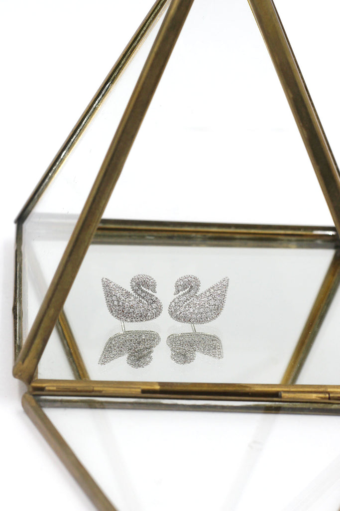 temperament wild little swan crystal earrings