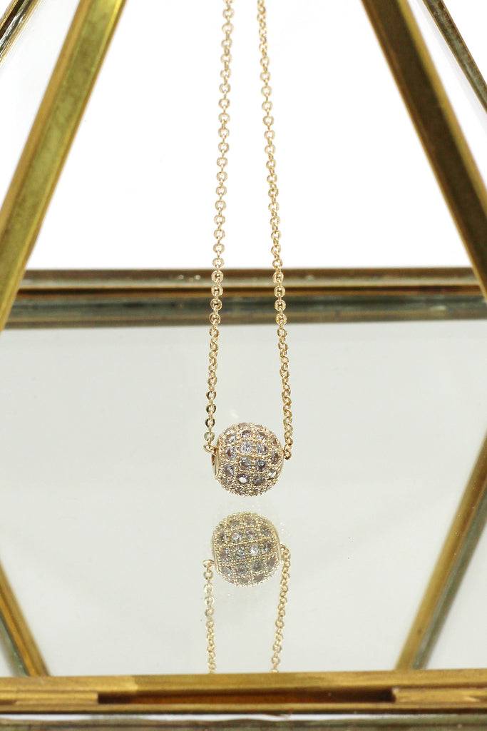 lucky small crystal ball clavicle necklace