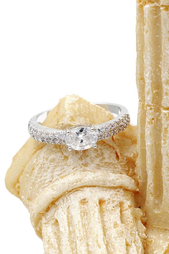 silver oval crystal ring