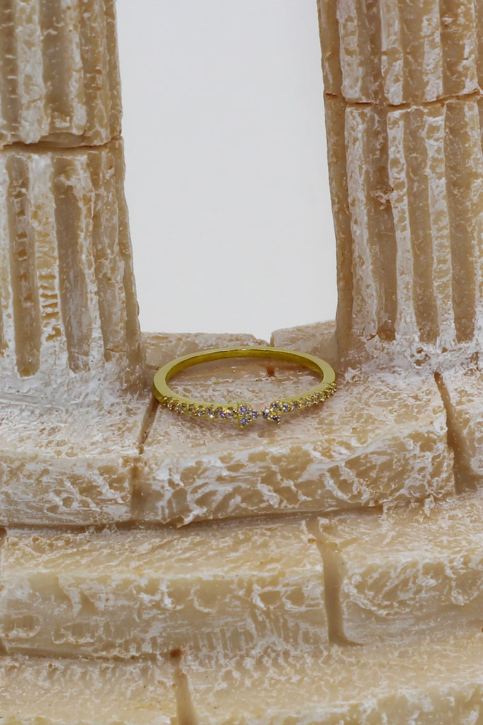 simple small crystal bow ring