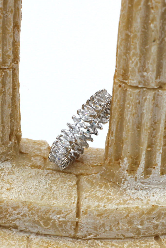 crystal round silver ring