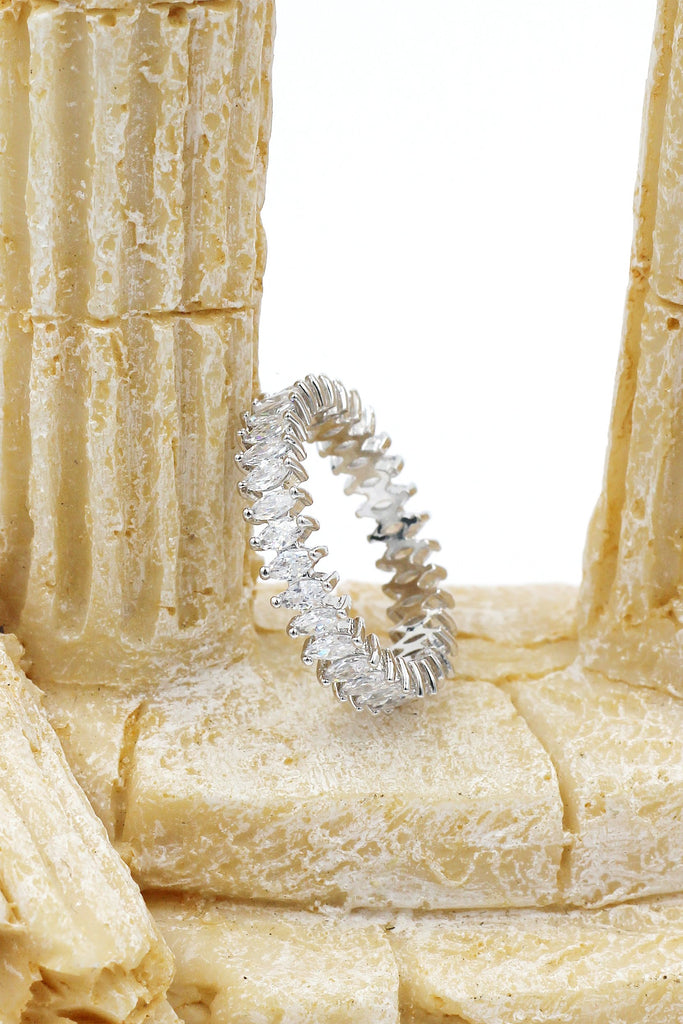 fashion lined crystal ring necklace set