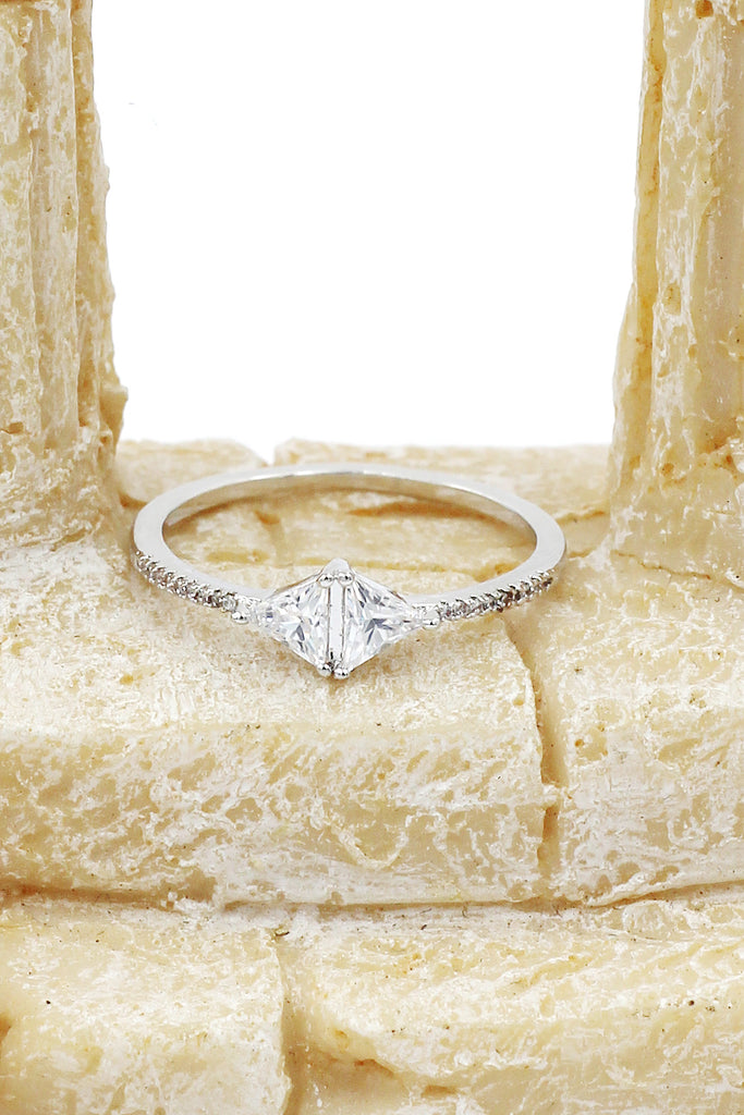fashion simple silver crystal ring