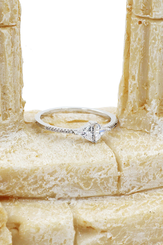 fashion simple silver crystal ring