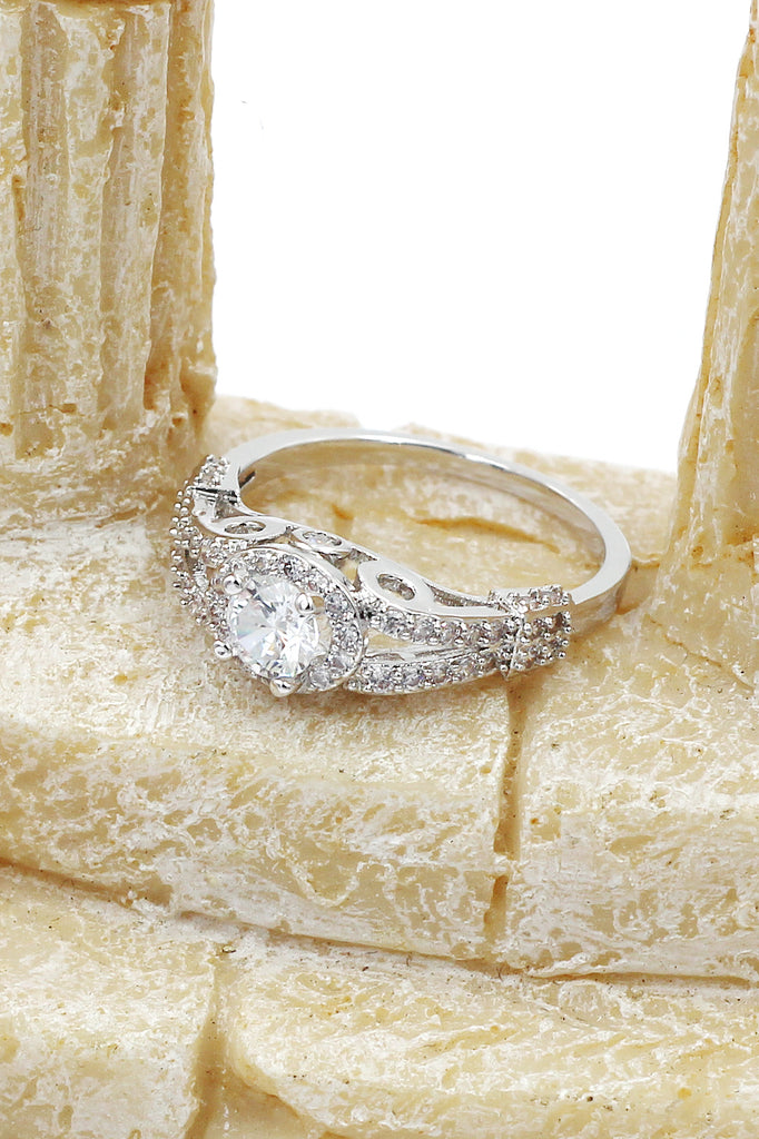 fashion elegant crystal ring