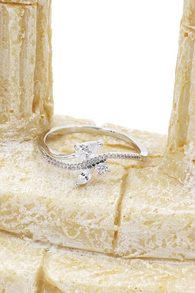 fashion silver elegant crystal ring