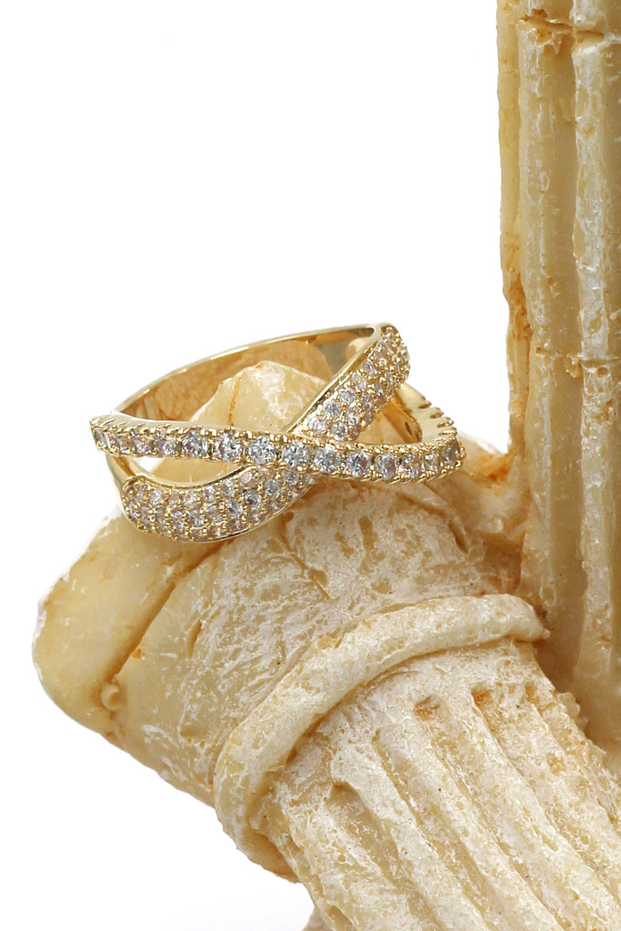 fashion intersect crystal ring