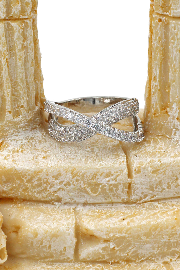 fashion intersect crystal ring