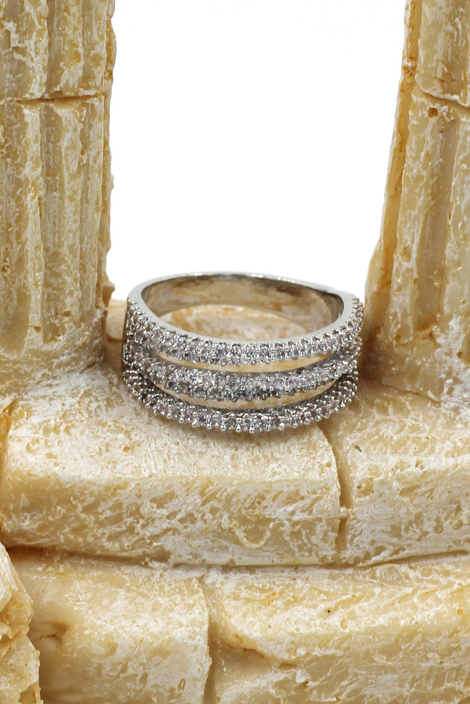 fashion full small crystal ring