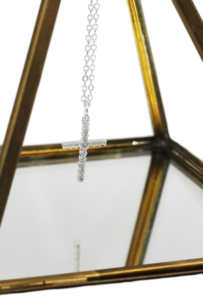 fashion cross crystal pendant necklace