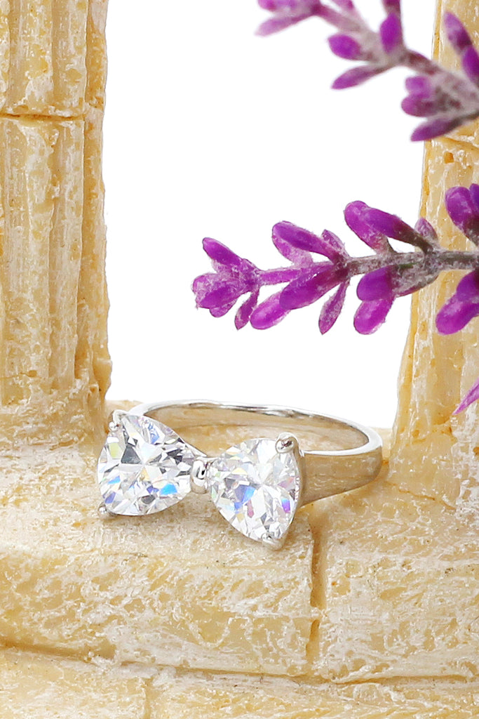 stylish ladies sweet bowknot ring