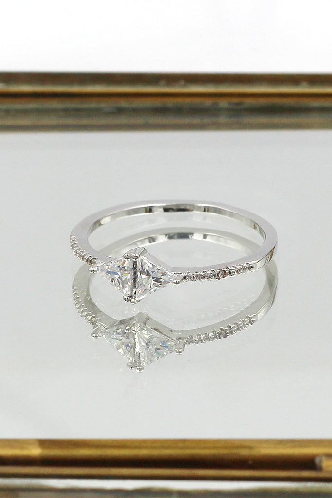 fashion simple silver crystal ring
