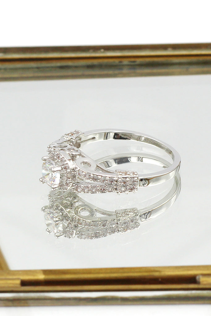fashion elegant crystal ring