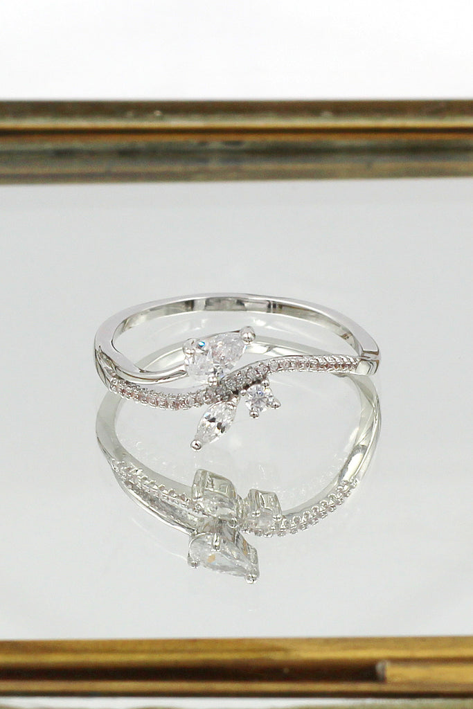 fashion silver elegant crystal ring