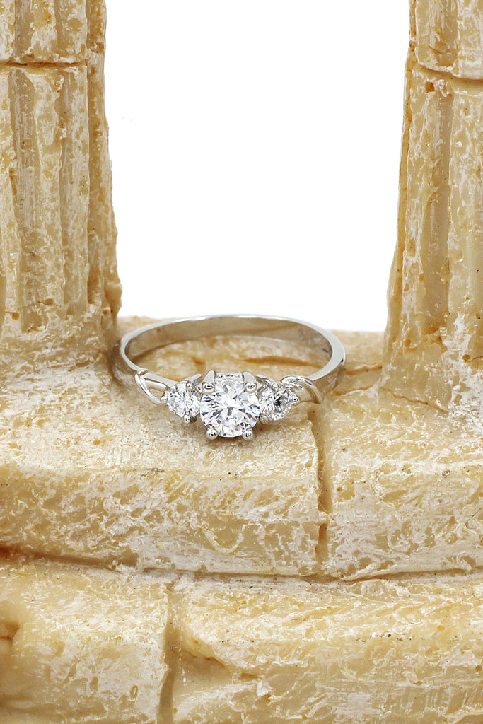 fashion sparkling crystal ring