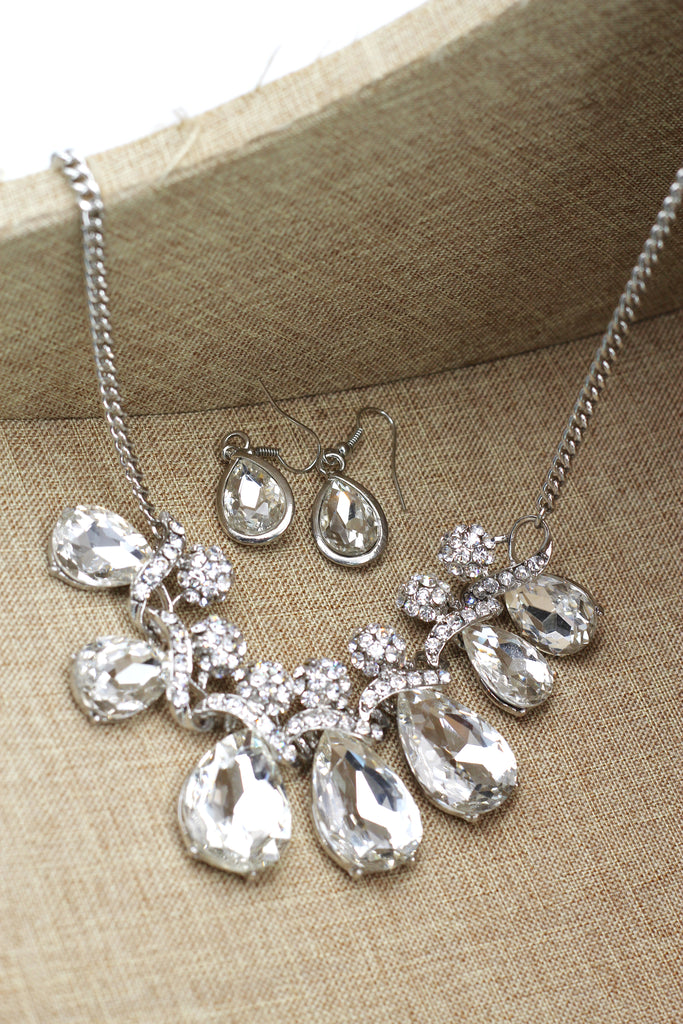 noble cobblestone crystal necklace earrings sets