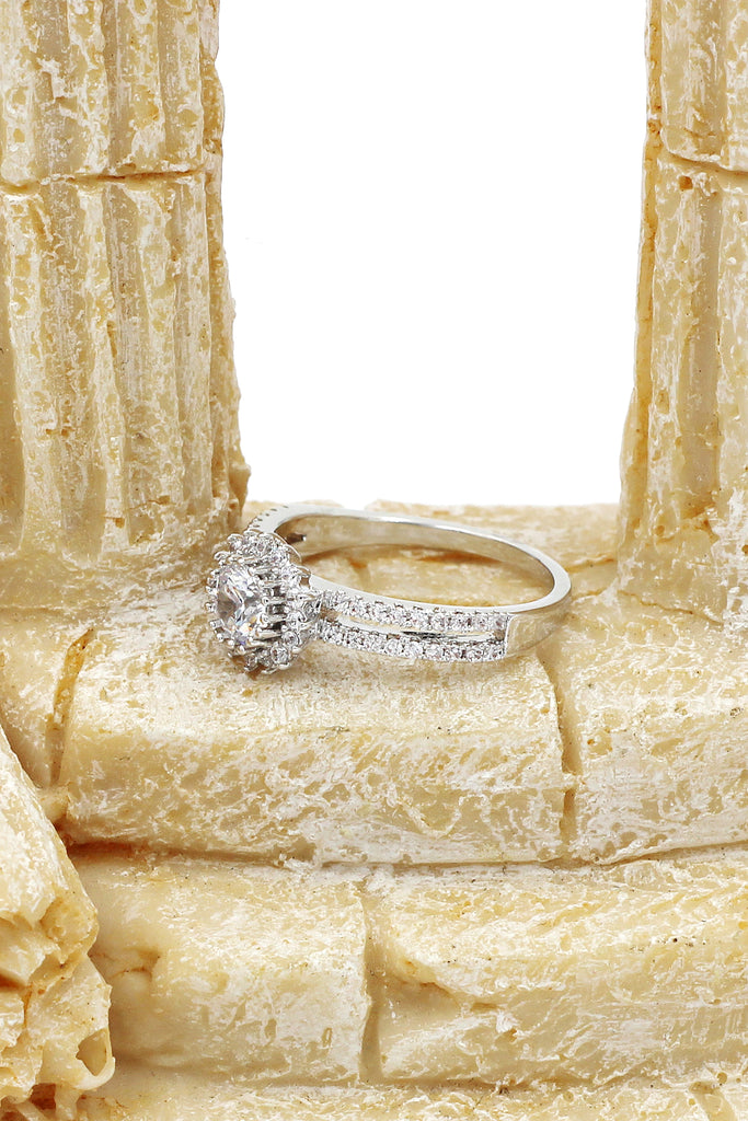 fashion glamor sparkling crystal ring