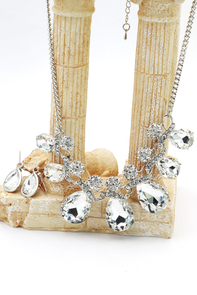 noble cobblestone crystal necklace earrings sets