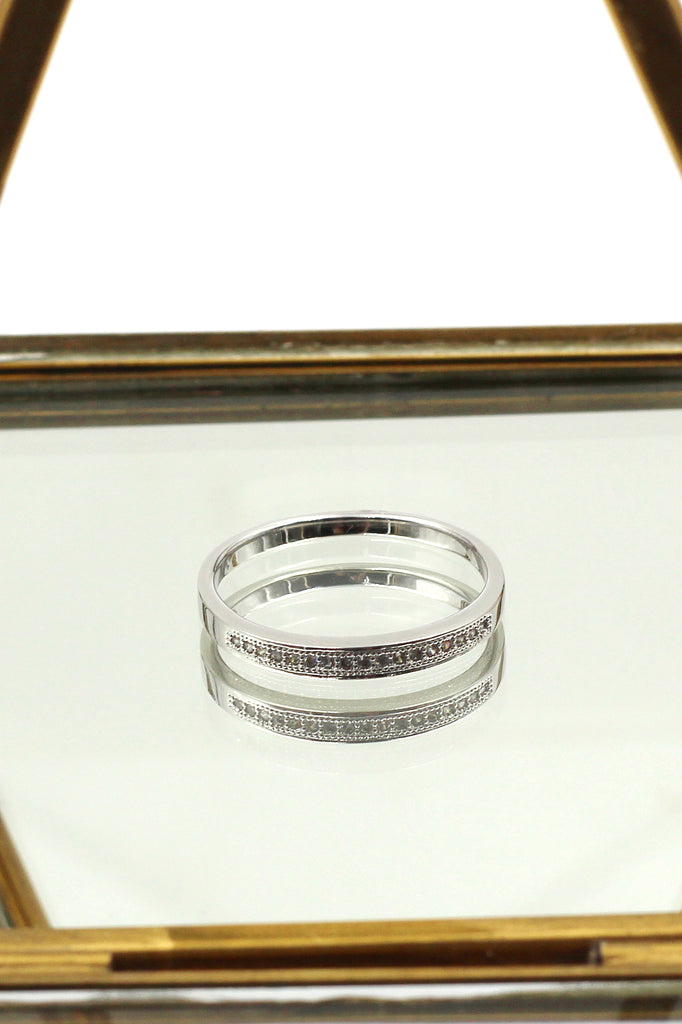 simple group with crystal ring