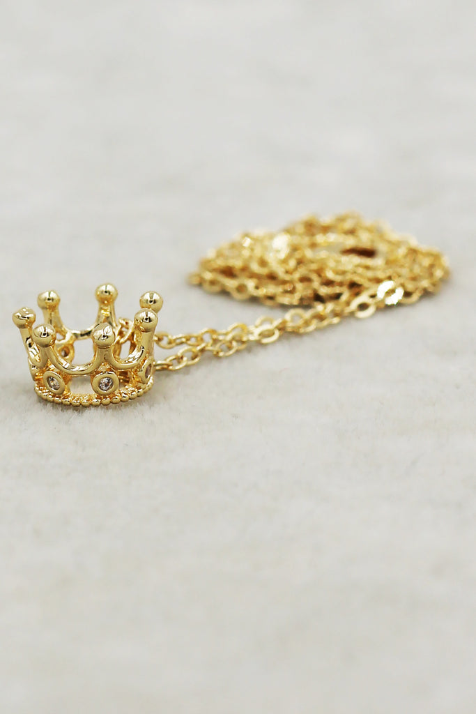 fashion small crown crystal necklace
