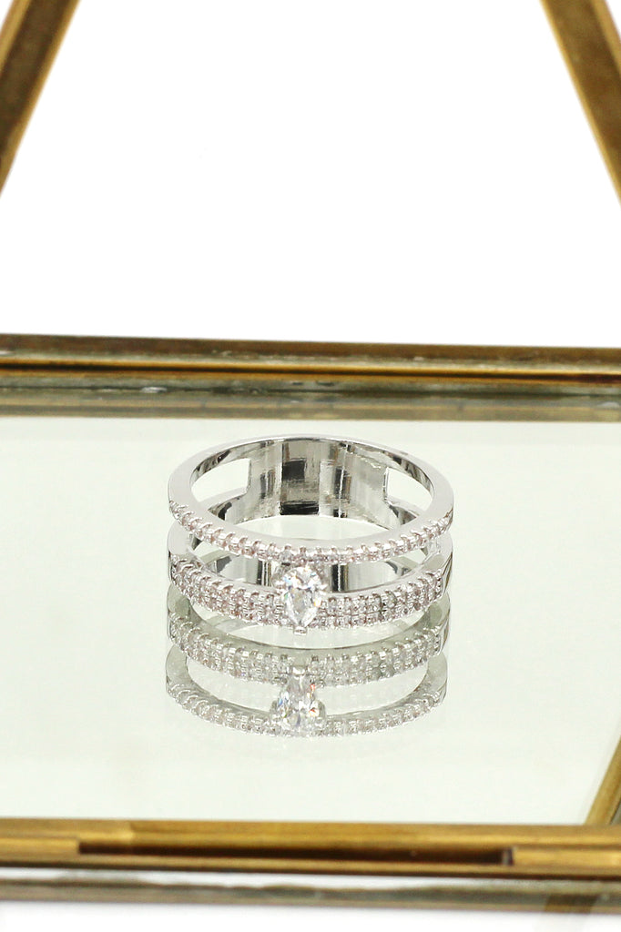 water droplets double row with crystal ring