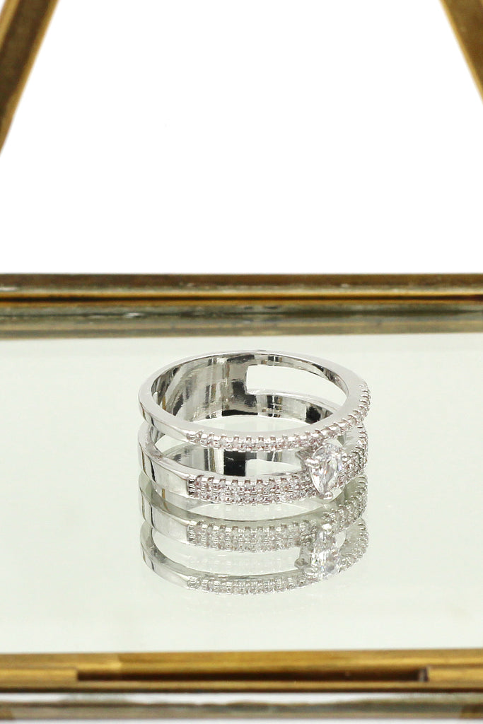 water droplets double row with crystal ring