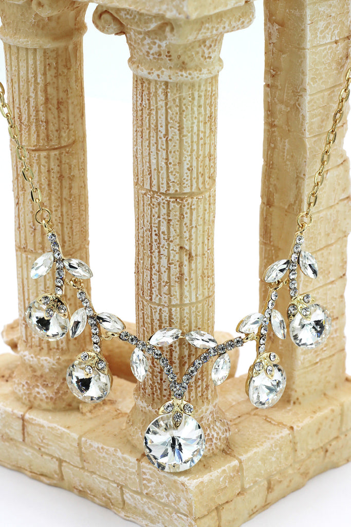 elegant sparkling white crystal necklace