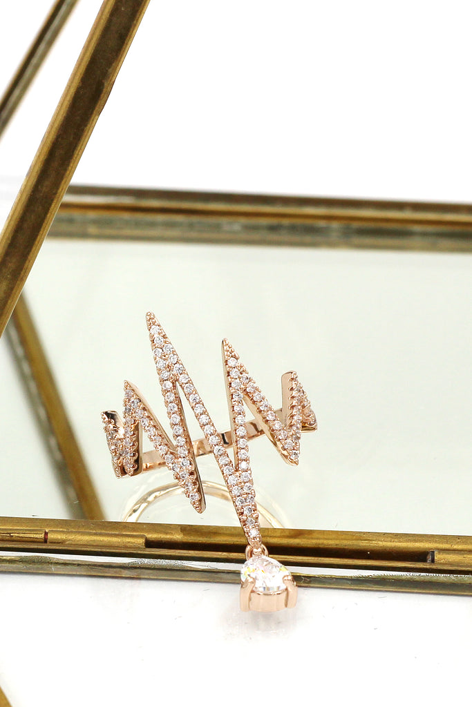 sparkling rhythm crystal pendant ring