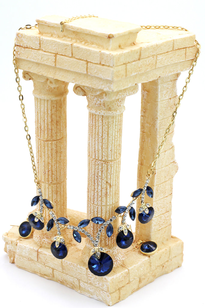 elegant sparkling crystal necklace earrings set