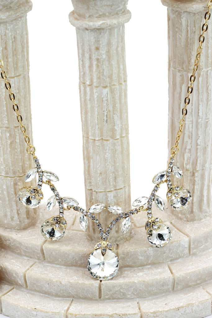 elegant sparkling white crystal necklace