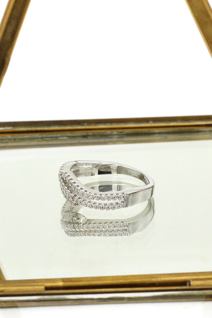 fashion Pai sparkling crystal ring