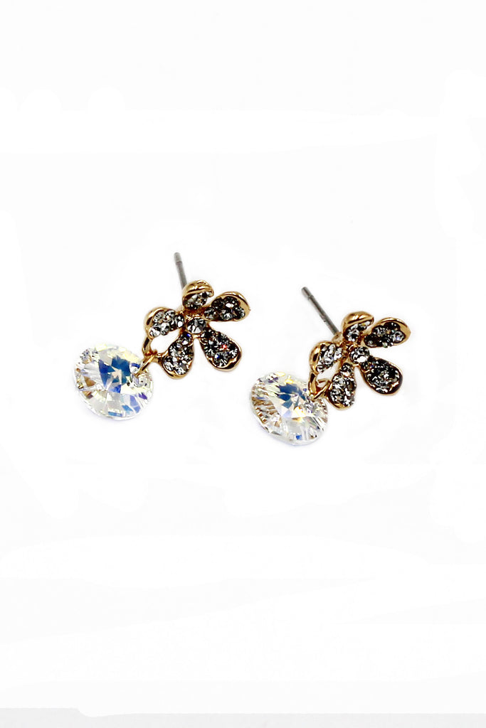 Lovely flower crystal earrings