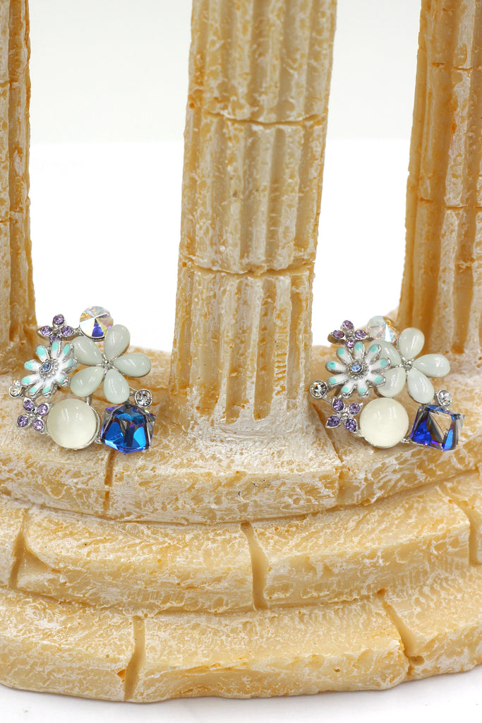 beautiful crystal flower earrings