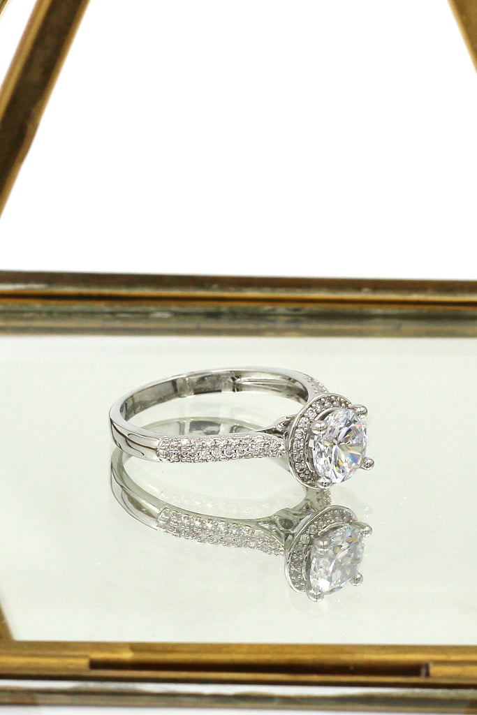 elegant and fresh fashion crystal ring