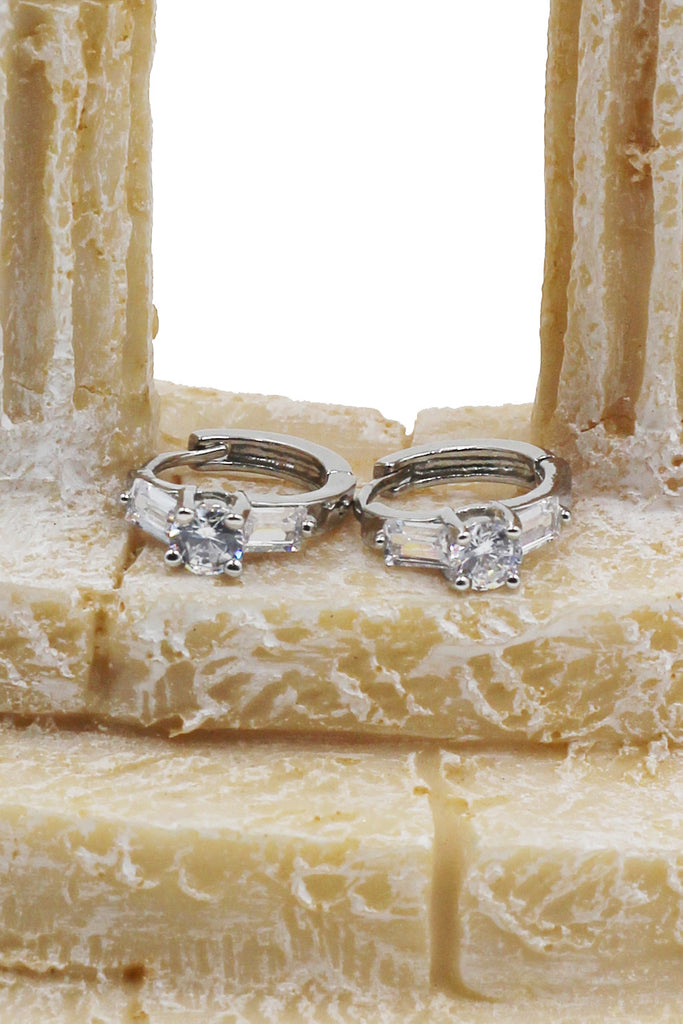 Circle crystal earrings