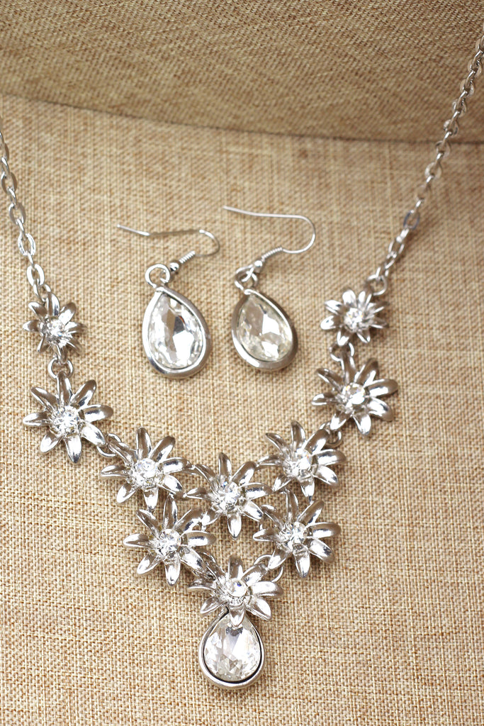 brilliant silver flowers color crystal necklace earrings set