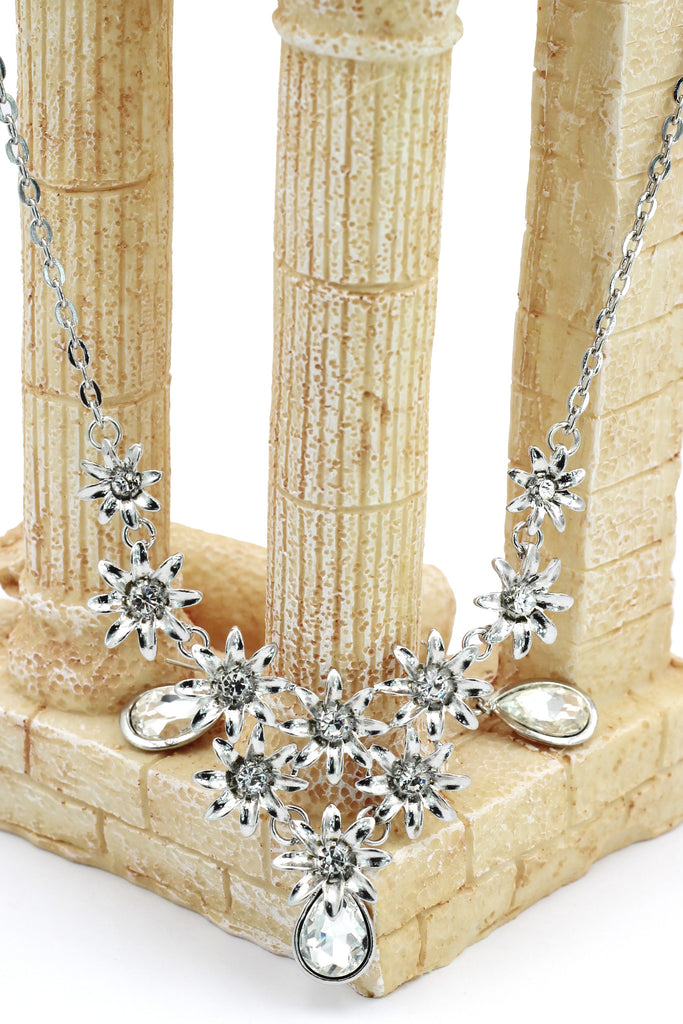 brilliant silver flowers color crystal necklace earrings set