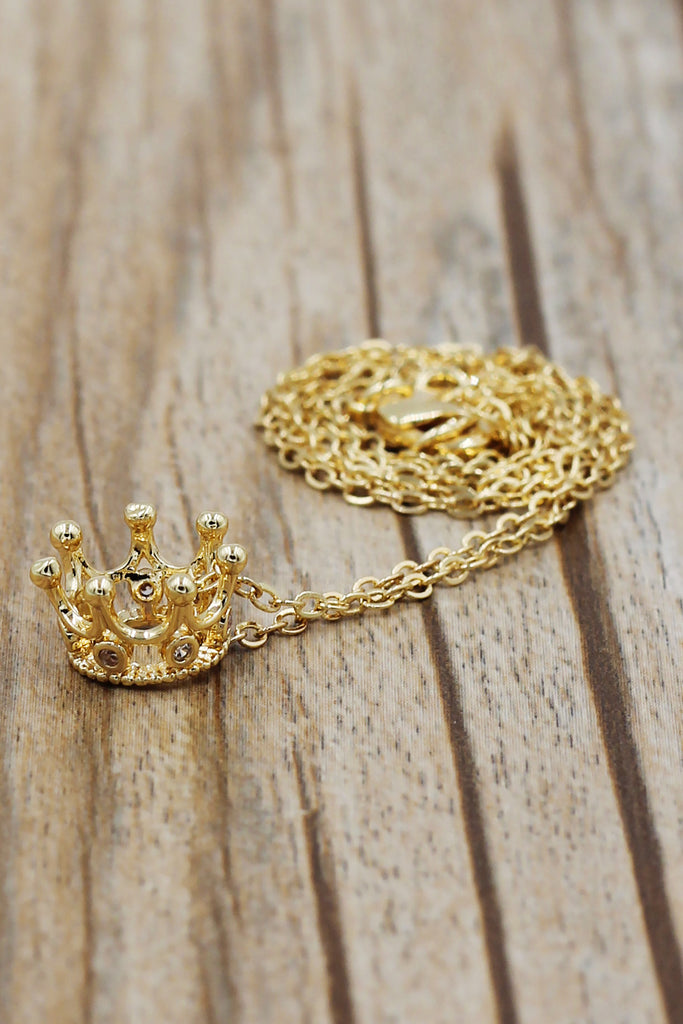 fashion small crown crystal necklace
