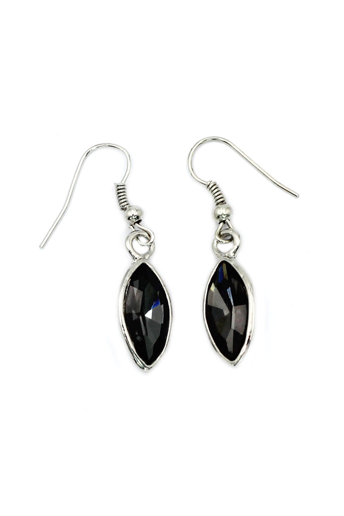 temperament compact crystal earrings
