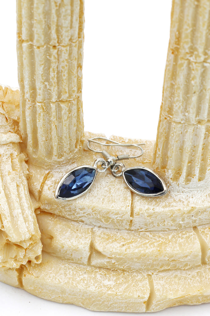 temperament compact crystal earrings